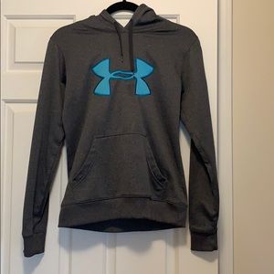Under Armor sweatshirt
